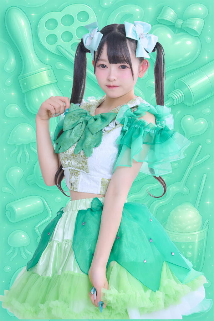 緑葉にもの全身アー写画像