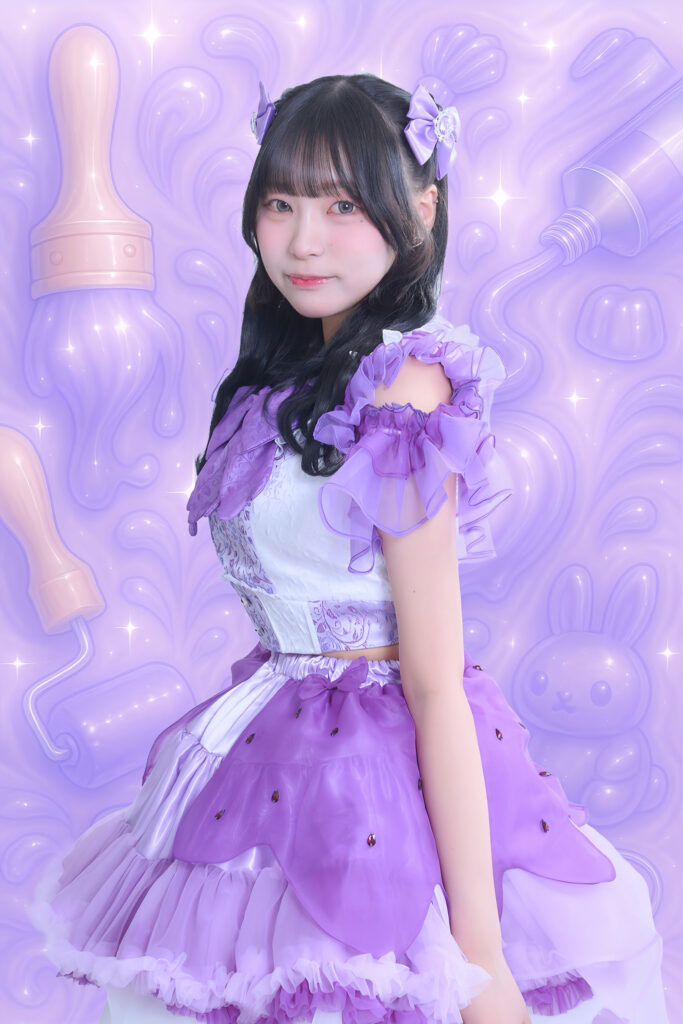 白花凜の全身アー写画像